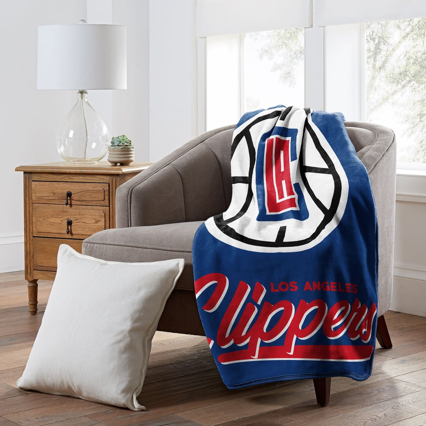 Clippers OFFICIAL NBA "Signature" Raschel Throw Blanket; 50" x 60"